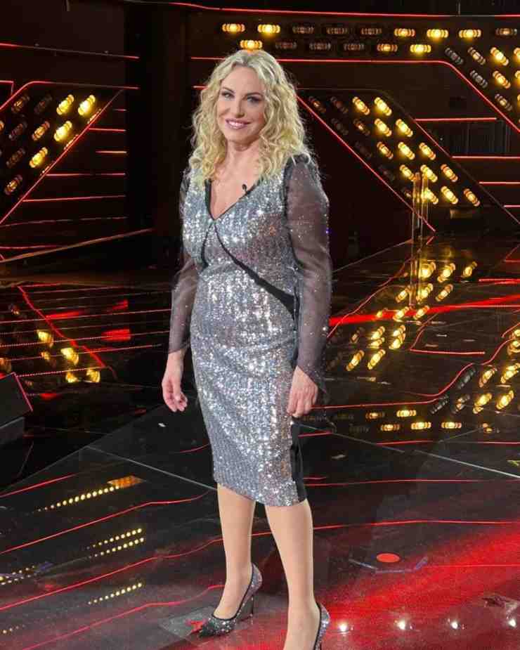 Antonella Clerici look The Voice Senior