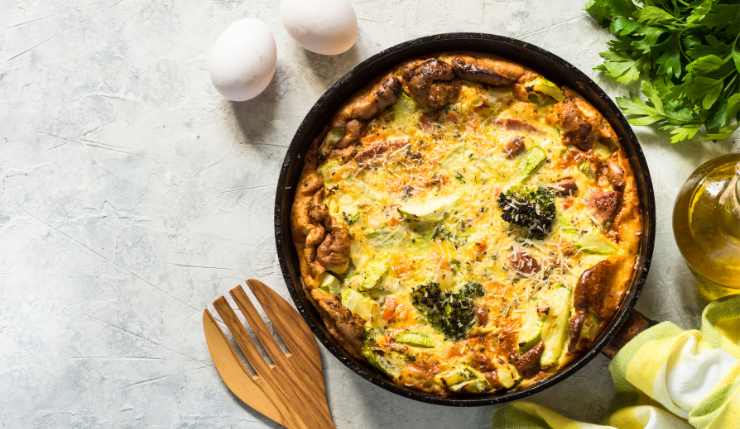 Frittata di zucchine in padella